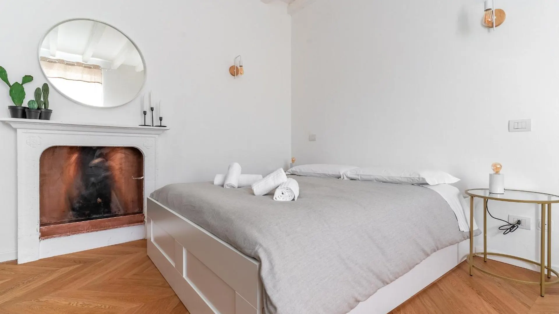 Appartamento Alzaia Naviglio Grande Milano
