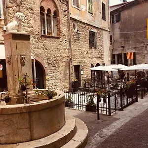 le-trifore.hotelitalianriviera.com/