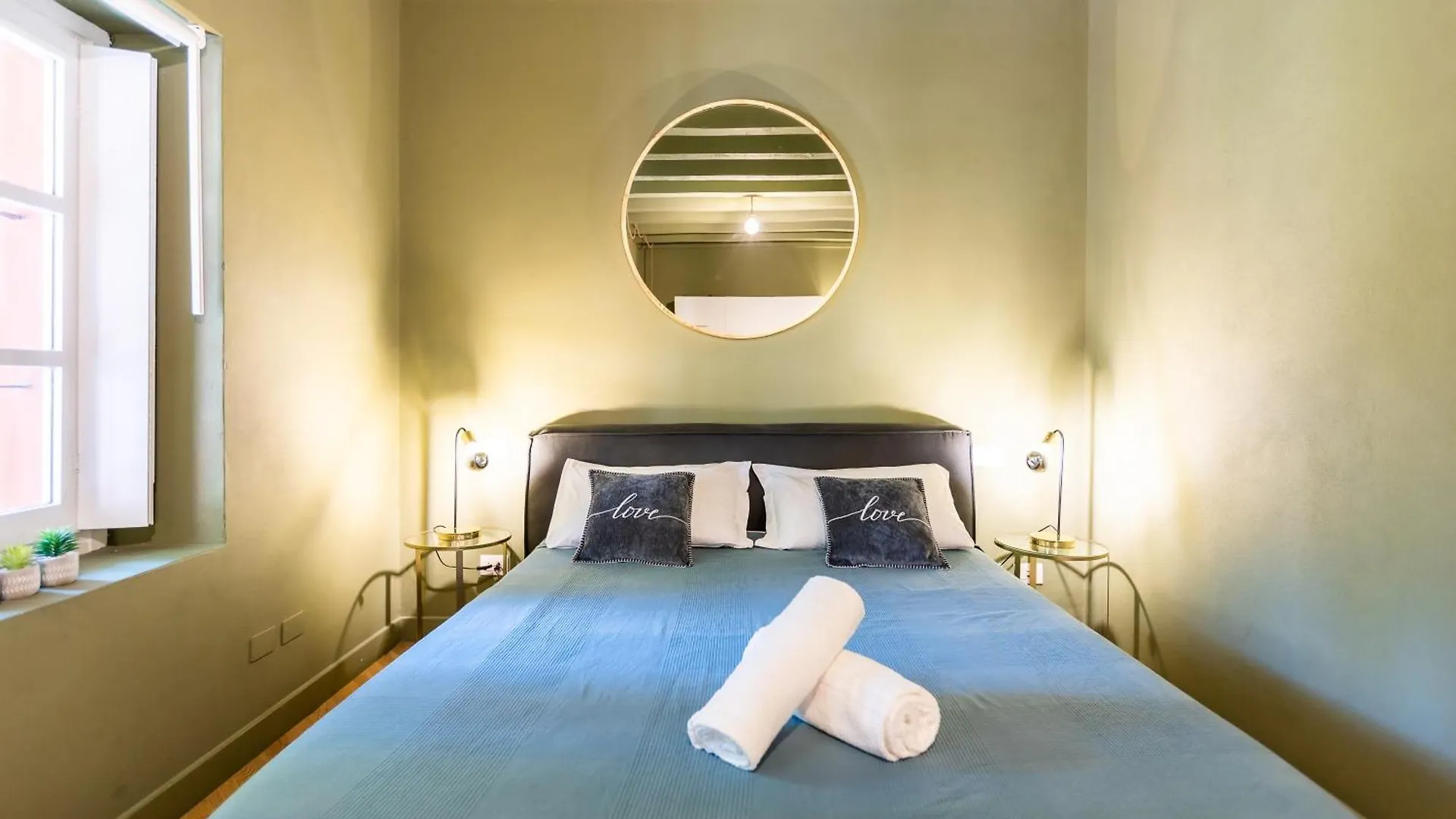 Apartment Milan Stay - Alzaia Naviglio Grande Italy