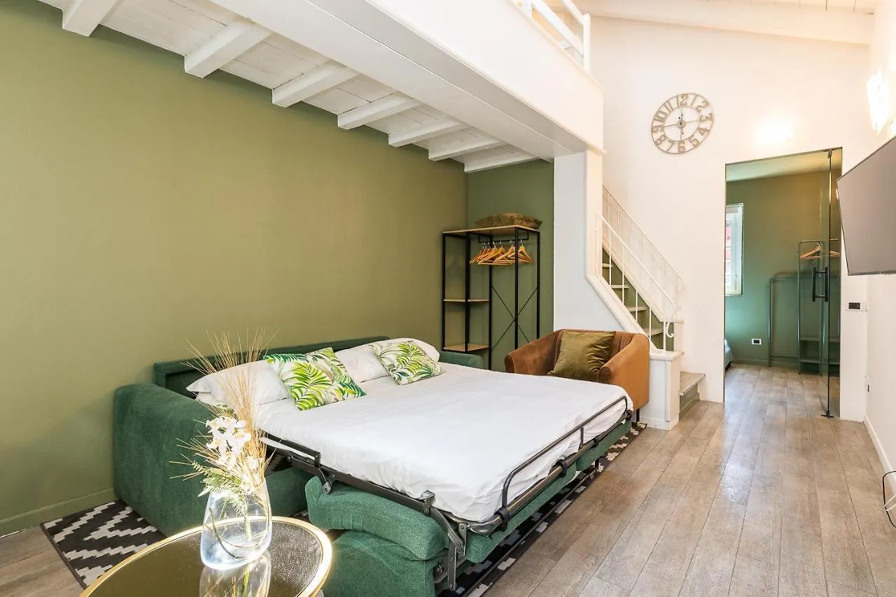 Appartamento Alzaia Naviglio Grande Milano