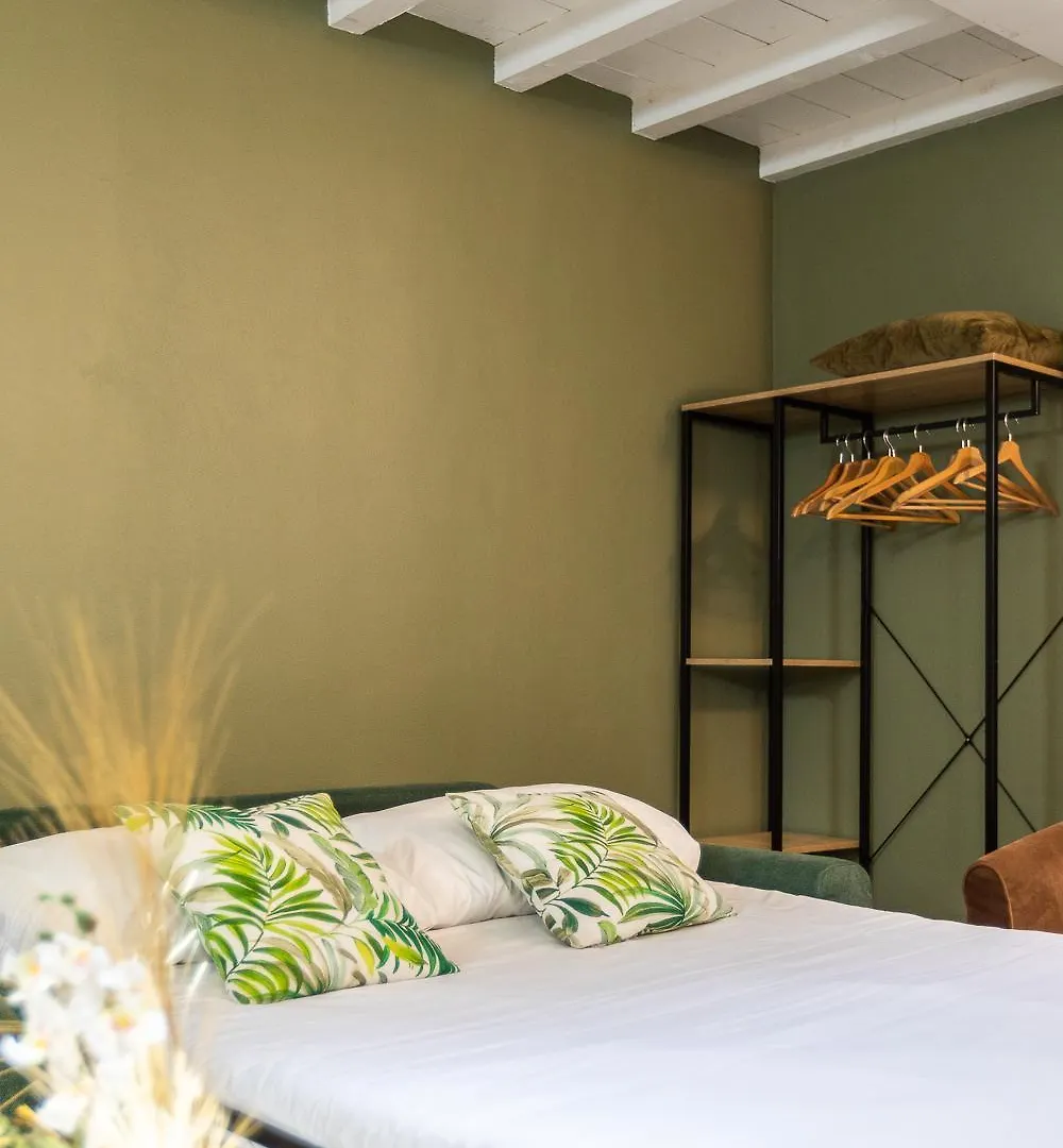 Appartamento Alzaia Naviglio Grande Milano