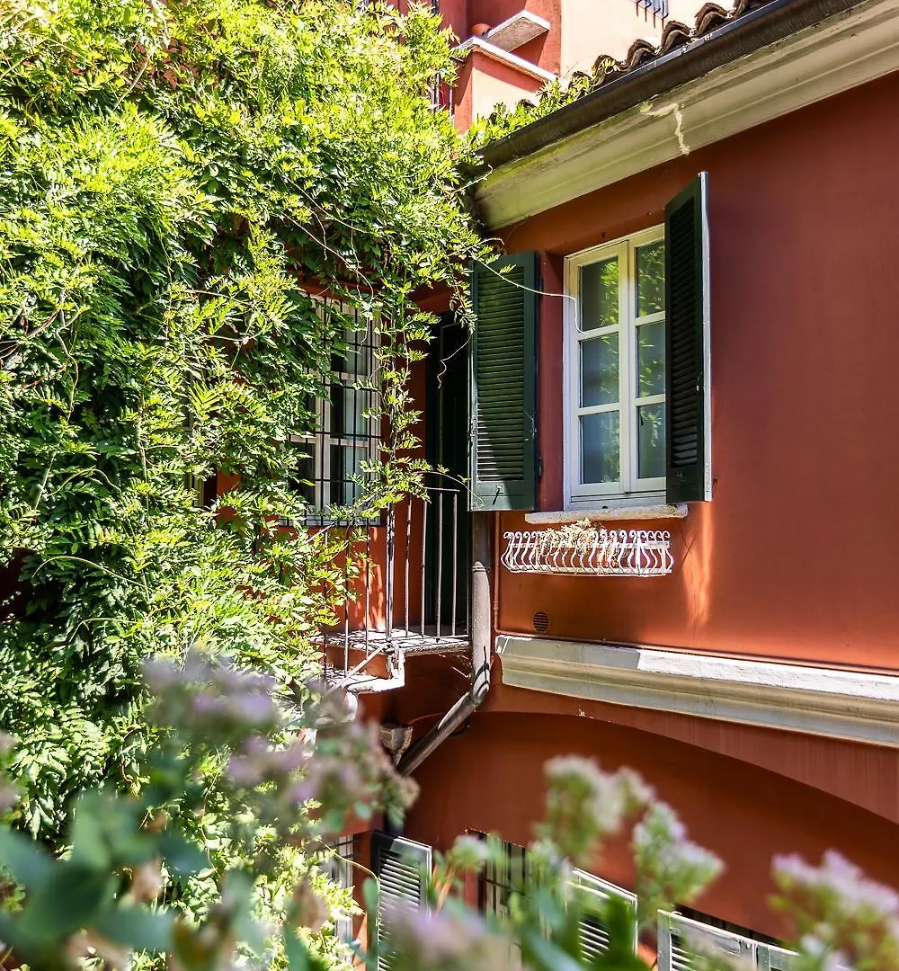 Appartamento Alzaia Naviglio Grande Milano Italia
