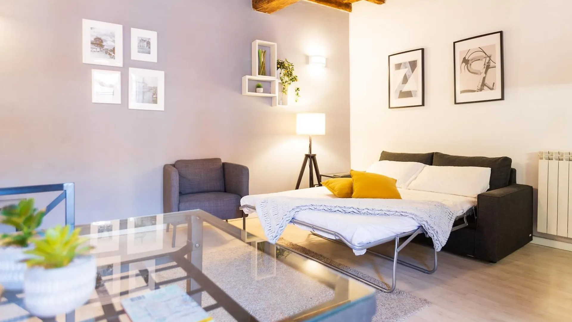 Appartamento Alzaia Naviglio Grande Milano