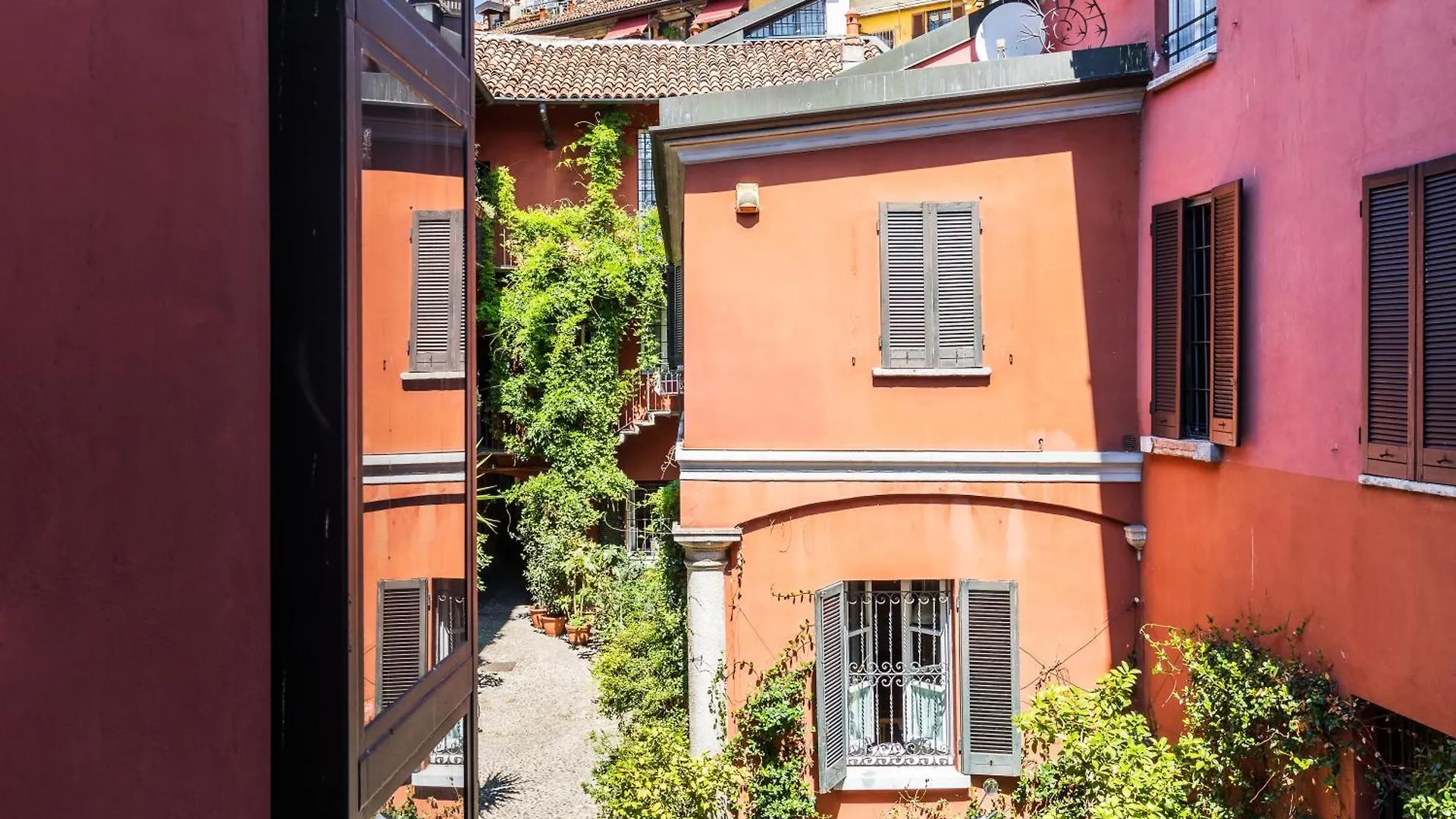 Appartamento Alzaia Naviglio Grande Milano 0*,