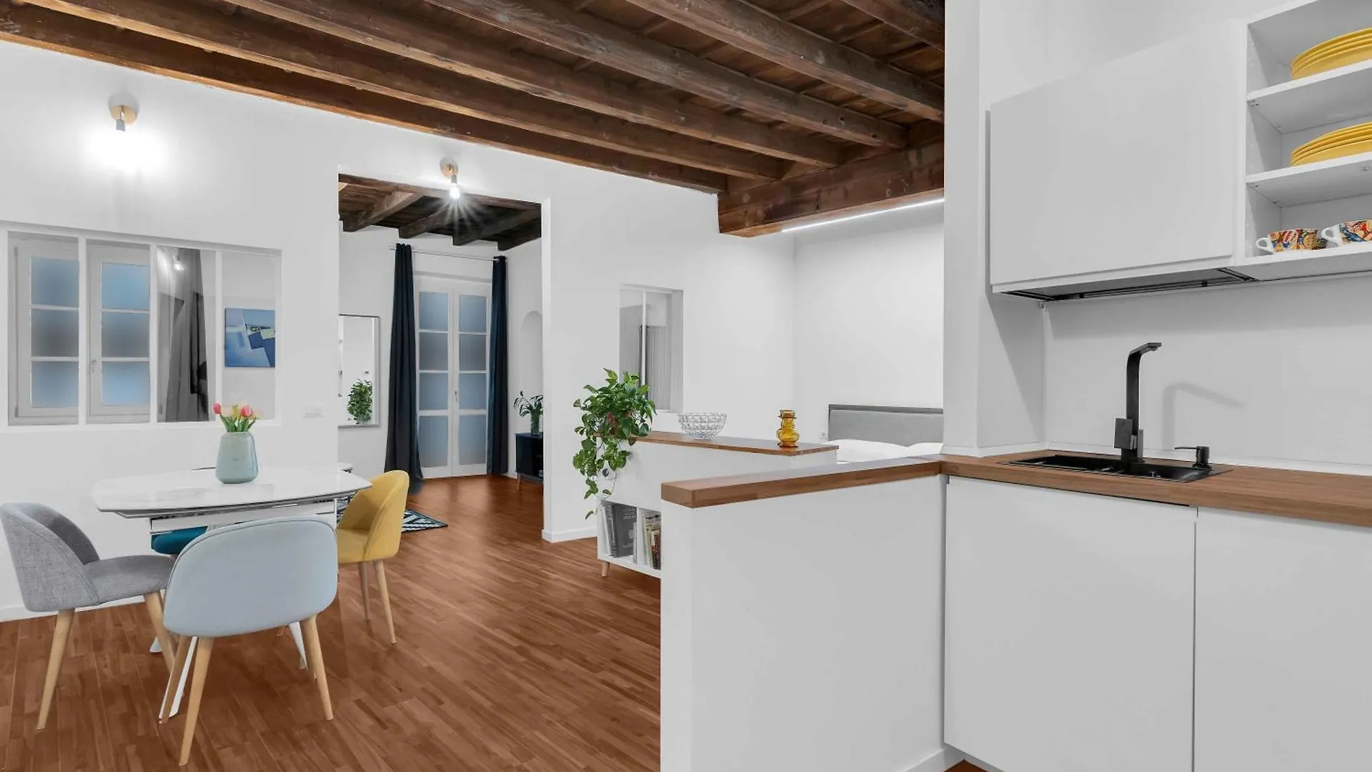 Appartamento Alzaia Naviglio Grande Milano